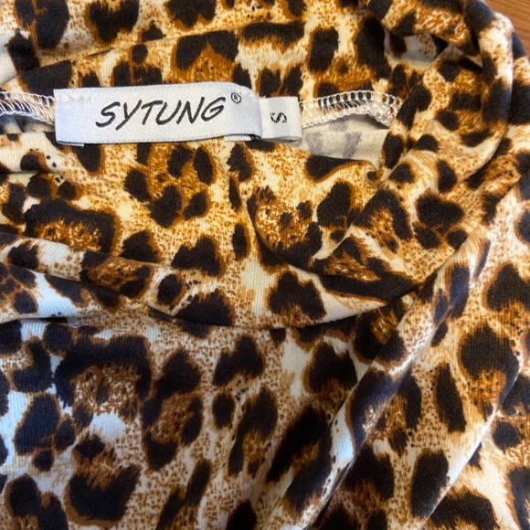 Bundle of bodysuits - Picture 3 of 8